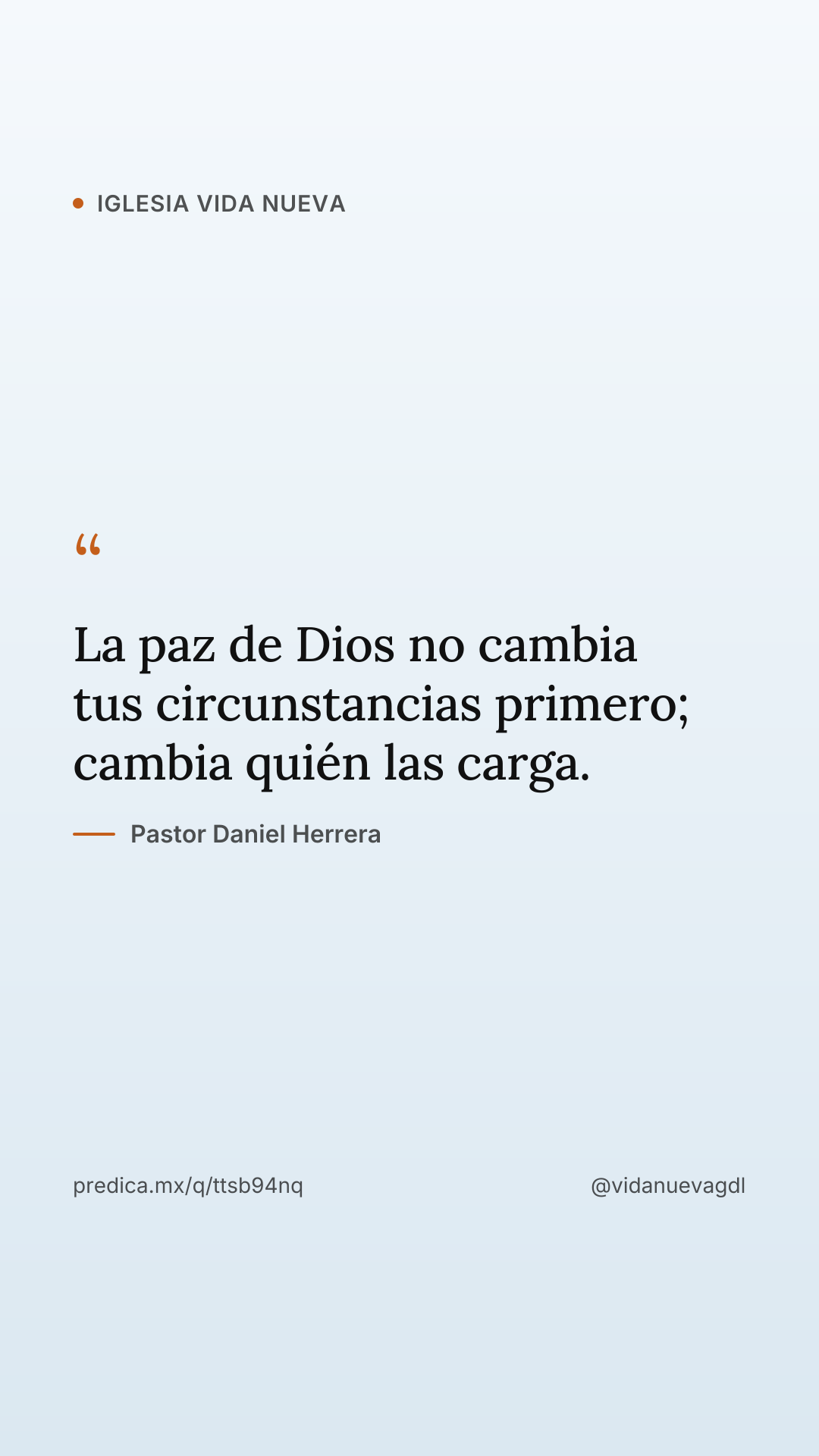La paz de Dios no cambia tus circunstancias primero; cambia quién las carga.